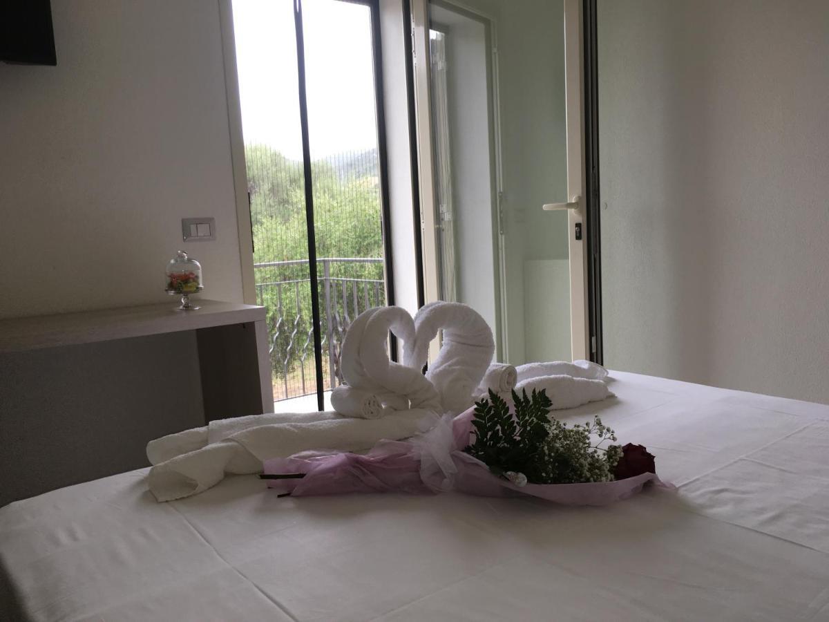 B&B Somiar San Teodoro  Zewnętrze zdjęcie