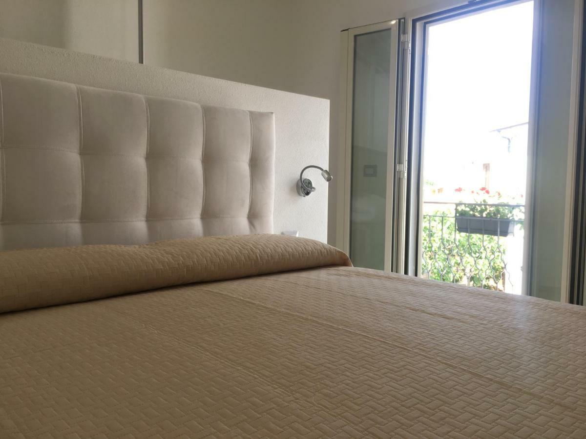 B&B Somiar San Teodoro  Zewnętrze zdjęcie